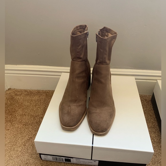 Dolce Vita Indiga Truffle Stella Suede Booties - Picture 6 of 10